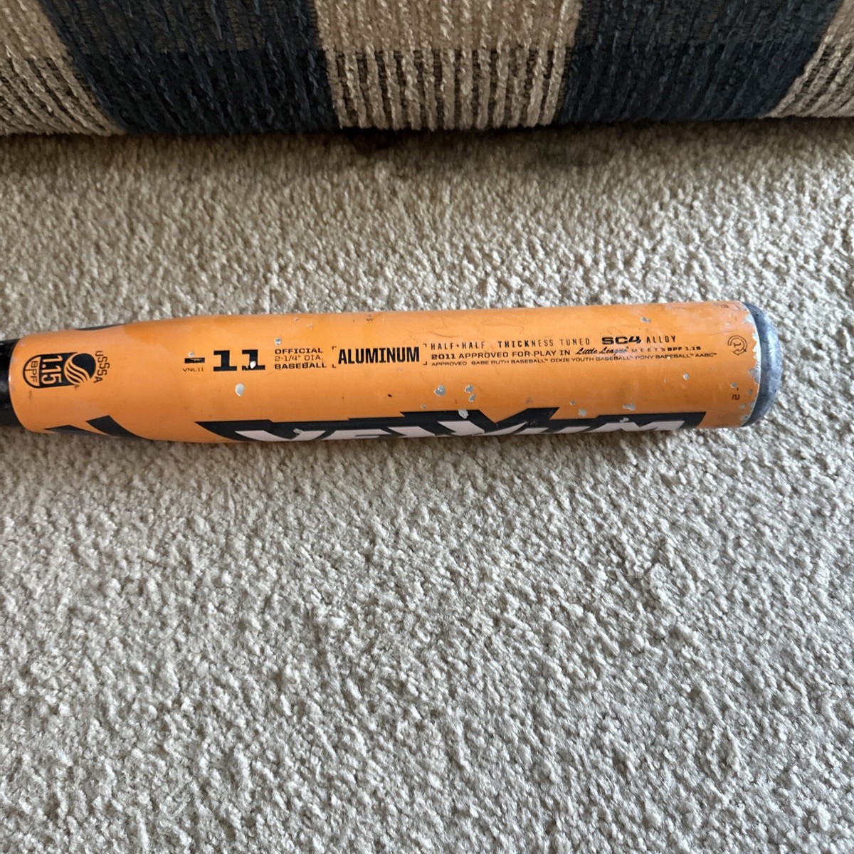 DeMarini NVS VEXXUM 30 in / 20 oz Drop -5 USSSA Baseball Bat