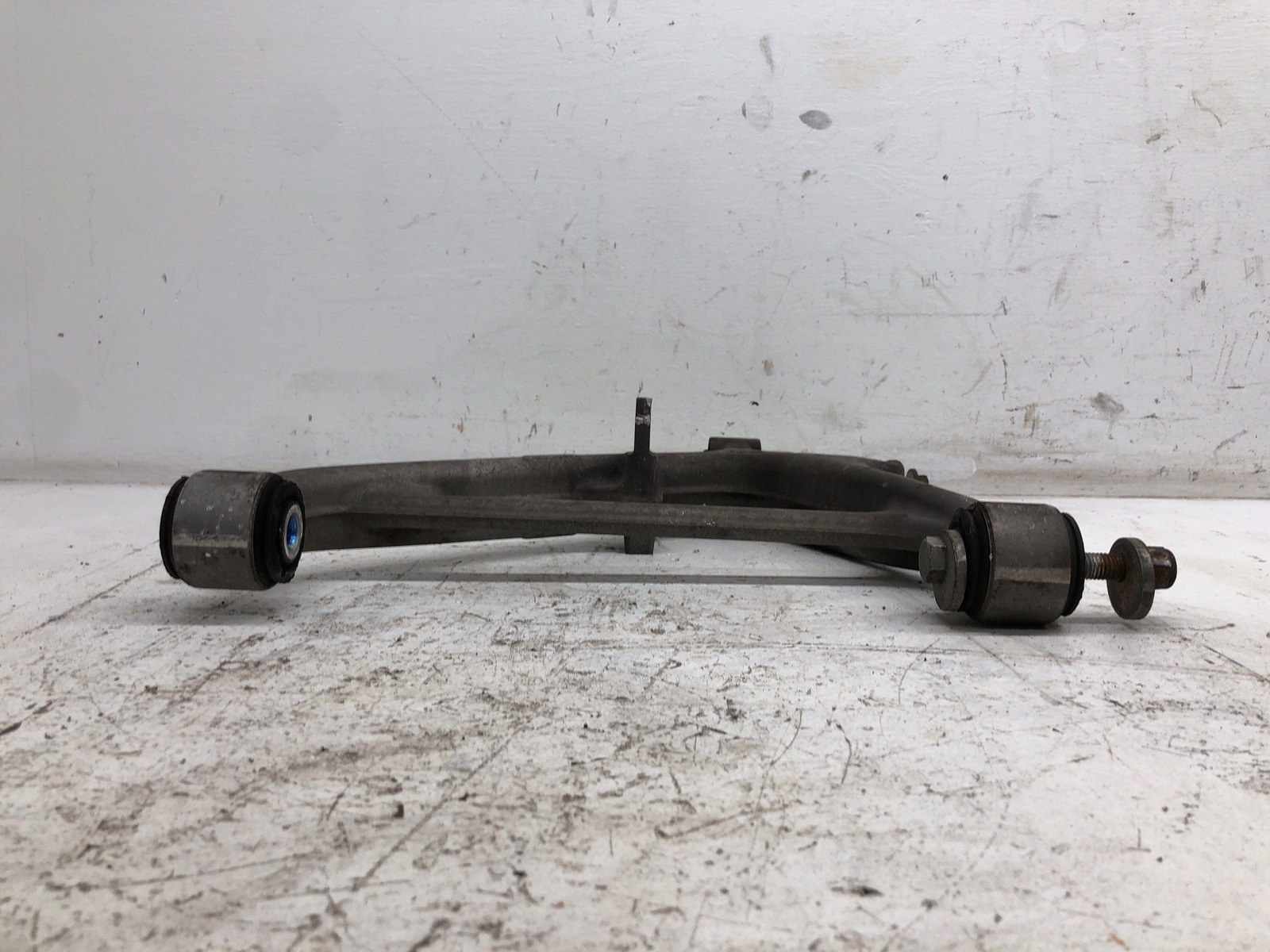 ASTON MARTIN RAPIDE LEFT DRIVER REAR LOWER CONTROL ARM OEM