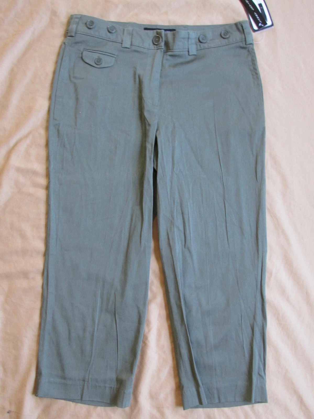 New Women’s Larry Levine Sport Stretch Olive Green Capris Cropped Pants Size 8