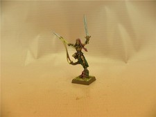 Warhammer Elfe en bois peint Wardancer Seigneur