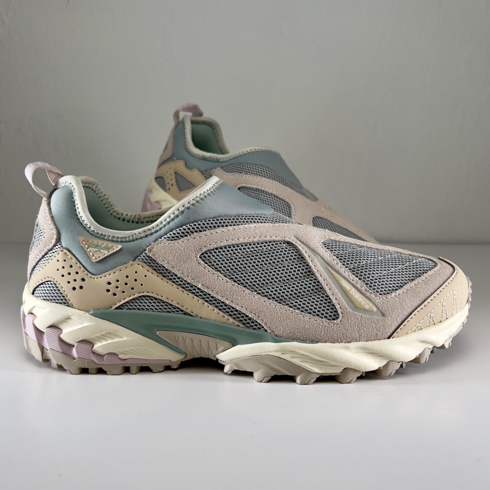 Size 8 W / 6.5 M  - New Balance Tokyo Design Studio x 610S Concrete