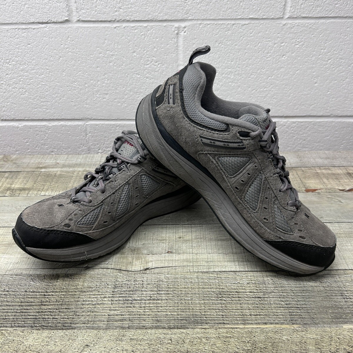 Inoe New Balance 840 Classic Rosa New Balance 1645 MW1645GR