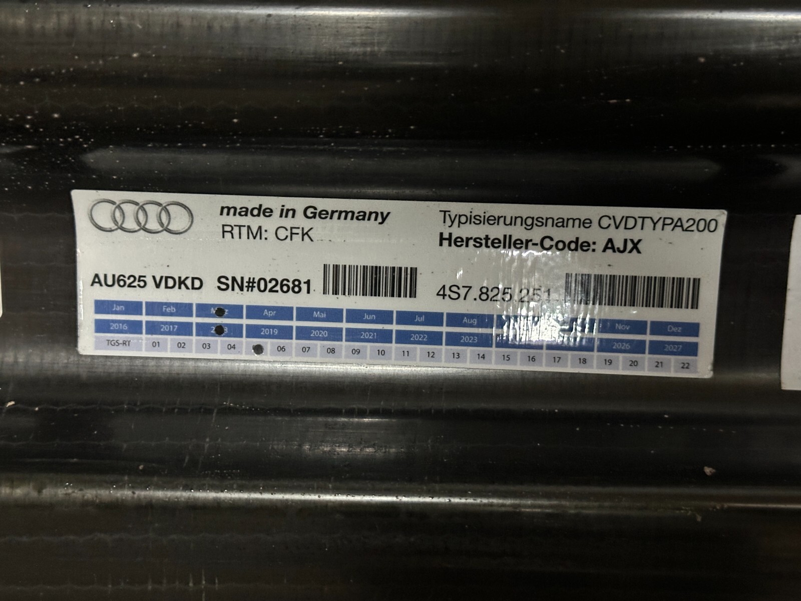 2017 2018 AUDI R8 SPYDER PLUS CONVERTIBLE SOFT TOP ENGINE LID CARBON FIBER OEM