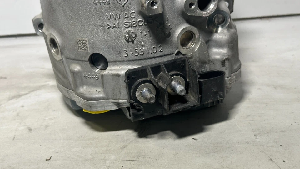 Alternador híbrido Audi 290808002 A6 A7 4K A8 Q8 híbrido 4N0903028P Foto 3 de 4