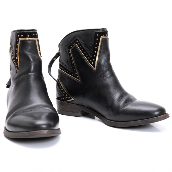 Ugg Lars UGG Lars Studs Short Boots Size US 6(K-128917)