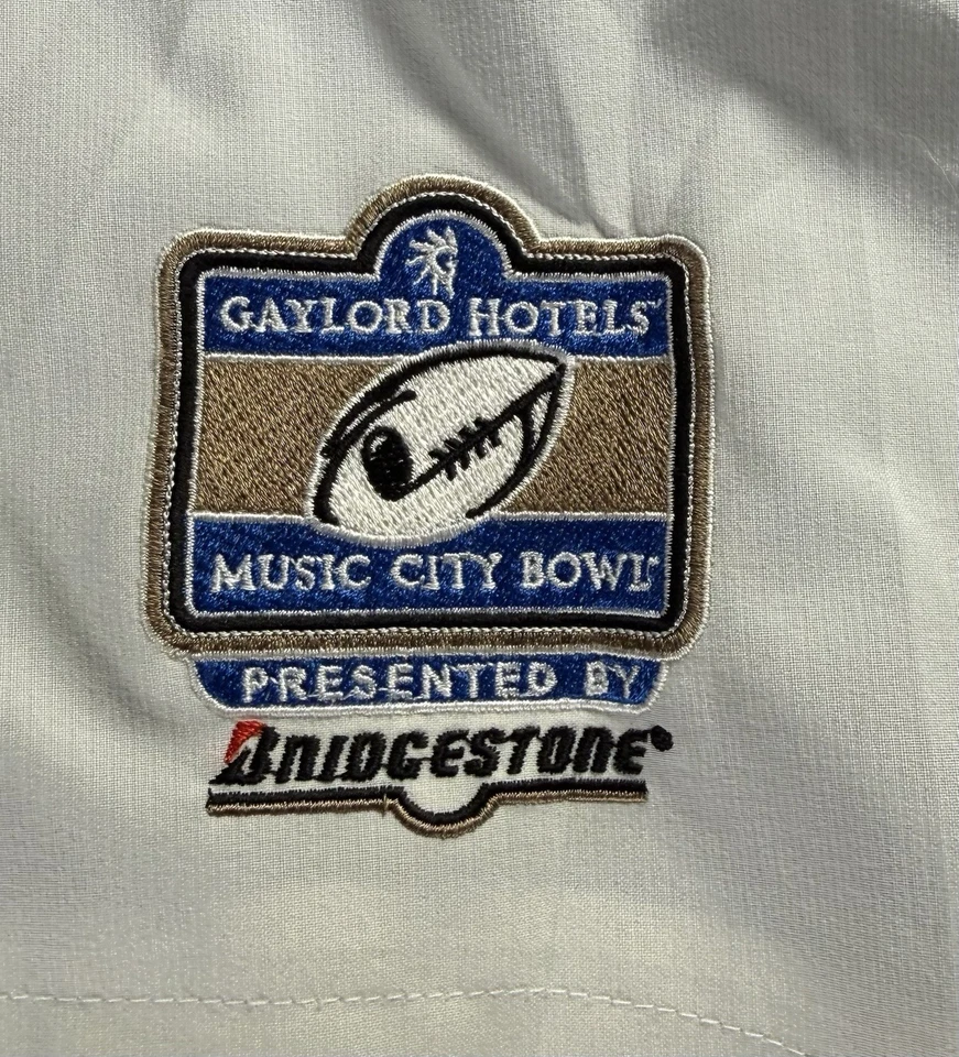 Chaqueta cortavientos Nike Team UK Kentucky Wildcats Music City Bowl 2017 para hombre 2XL Foto 3 de 4