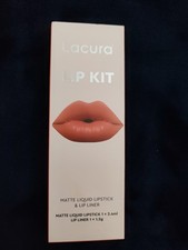 Lacura Lip Kit Matte Liquid Lipstick 1x2,4ml & Lip Liner 1,2g (just peachy) 