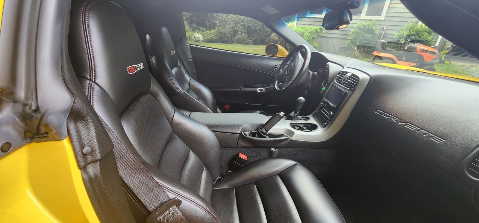 2006 Yellow Chevrolet Corvette   | C6 Corvette Photo 8