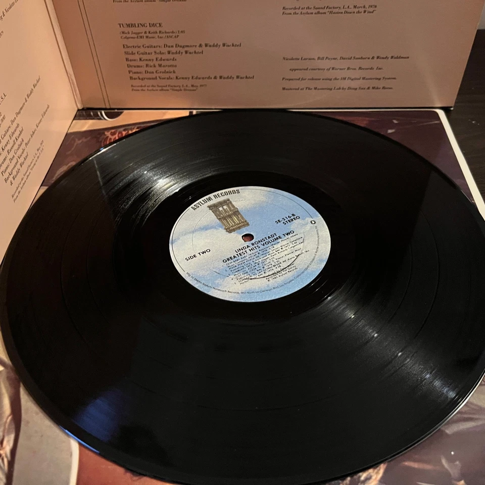 LINDA RONSTADT - Greatest Hits Volume 2 (1980) - 12" Vinyl Record LP - VG+ - Image 4 of 4