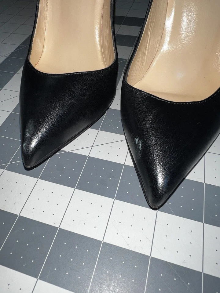 Christian Louboutin Pigalle 100 Tacones de becerro Negro Stiletto Rojo Parte Inferior Talla 39.5 Foto 4 de 4