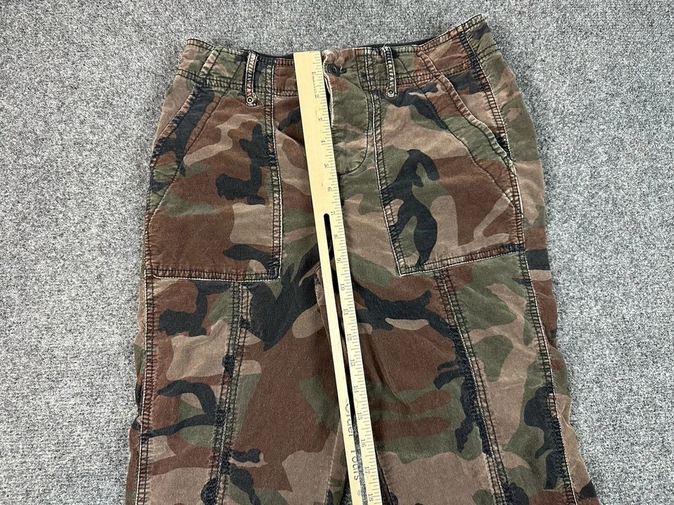 Pantalones de pana marrakech para mujer camuflados talla 2/26 abotonados 27X24 recortados Foto 3 de 4