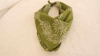 Grande écharpe 21"x21" bandana vert mousse imprimé bloc main bandana motif ge... - Photo 1/4