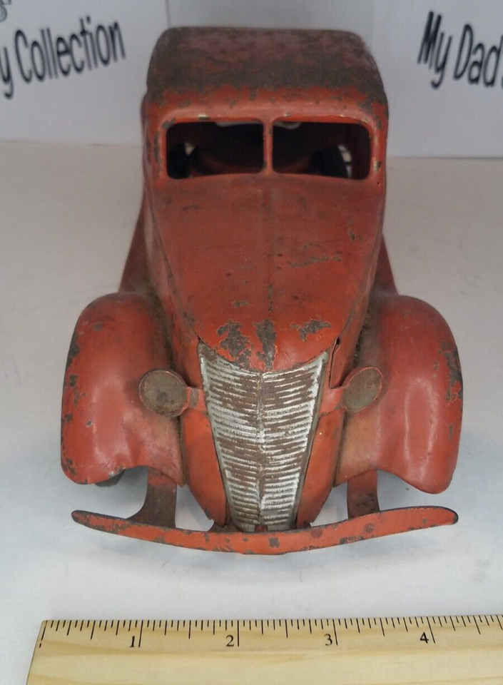 VINTAGE KINGSBURY TOYS LINCOLN ZEPHYR DIECAST TOY CAR, WHEELS KEENE NH