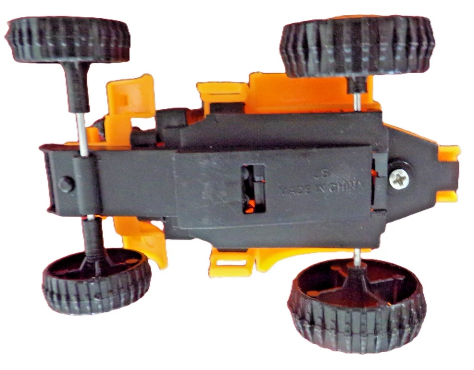 Vintage JB Free Wheeling (Push Action) Orange Toy Farm Tractor, Ty110c - Image 3 of 3