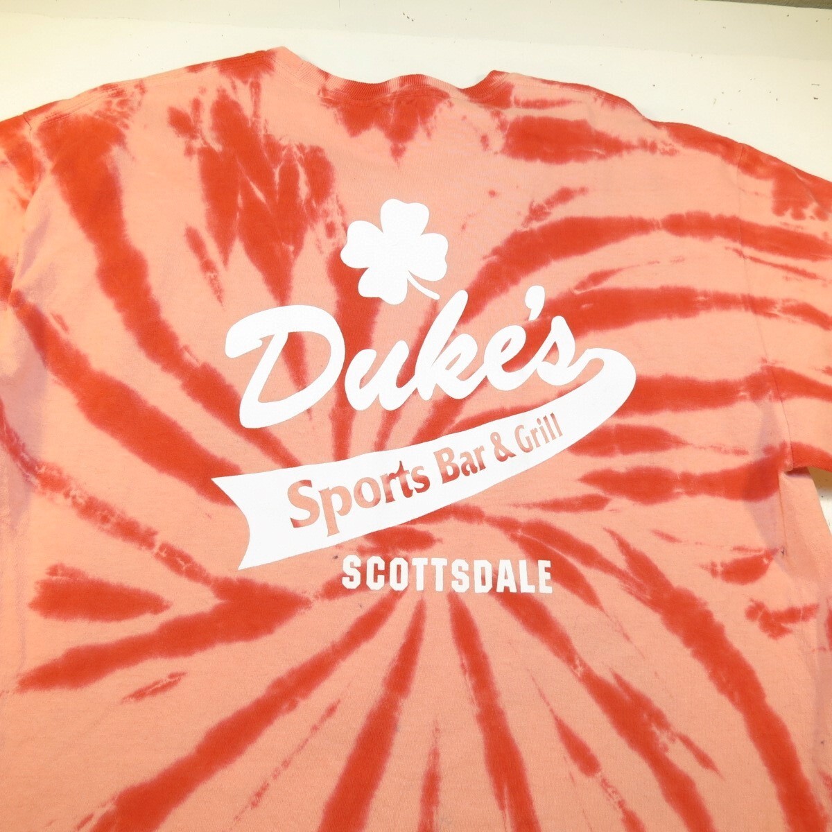 DUKE'S SPORT BAR & GRILL SCOTTSDALE Arizona IRISH DIVE BAR TEE T