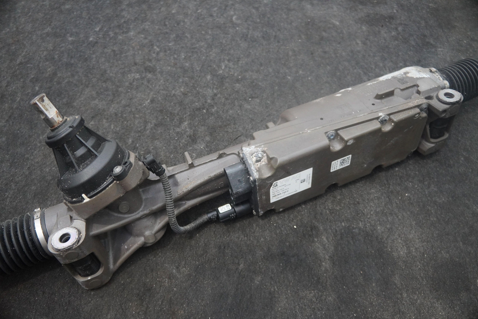Steering Gear Rack & Pinion 4M1423055AT OEM Lamborghini Urus S 2024