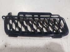 Driver Grille R Model Ends Inner Gloss Black Finish - 14-17 Oem Ex53-8c035