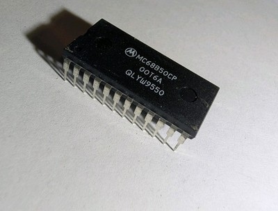 Lot of 10 Vintage NOS Motorola MC68B50CP ACIA DIP-24 Serial Interface UART Chip