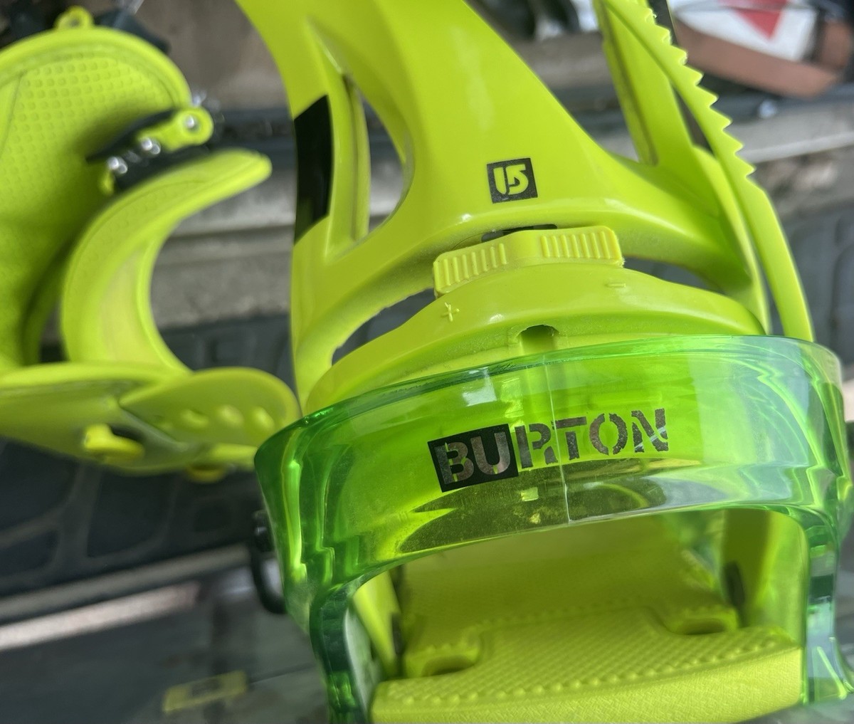 2014 Burton N. Y. C. Blunt 154cm Snowboard With M Custom Imprint 1