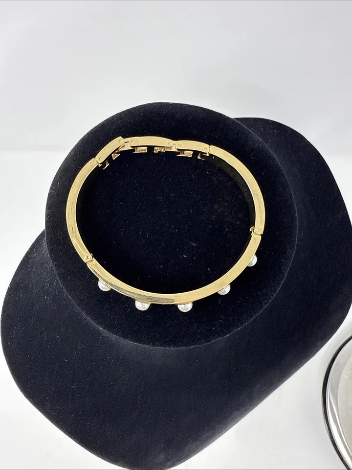 Pulsera Anne Klein Nueva York Cierre de Perlas Disfraz Fino Elegante Charlotte York Foto 3 de 4
