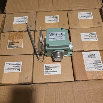 Raychem AMC-1B Line-Sensing Mechanical Thermostat 22Amps 480Vac Nema 4X