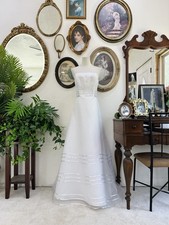 David's Bridal White Wedding Dress Size 8 Strapless Chiffon A Line Bridal Gown