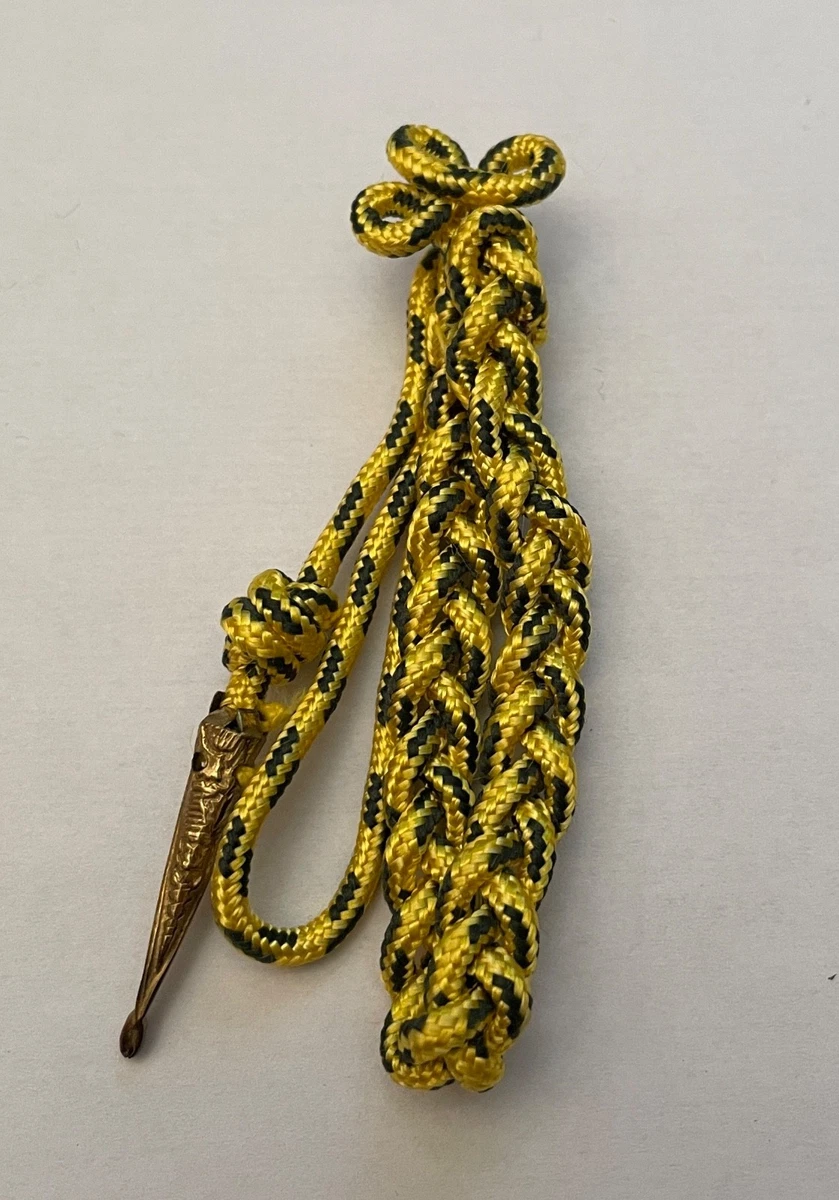 fourragère de la médaille militaire aiguillette dorée