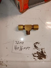 72x4 Compression Male Branch Tee | 1/8" Male NPTF x 1/4" Tube OD x 1/4" Tube OD