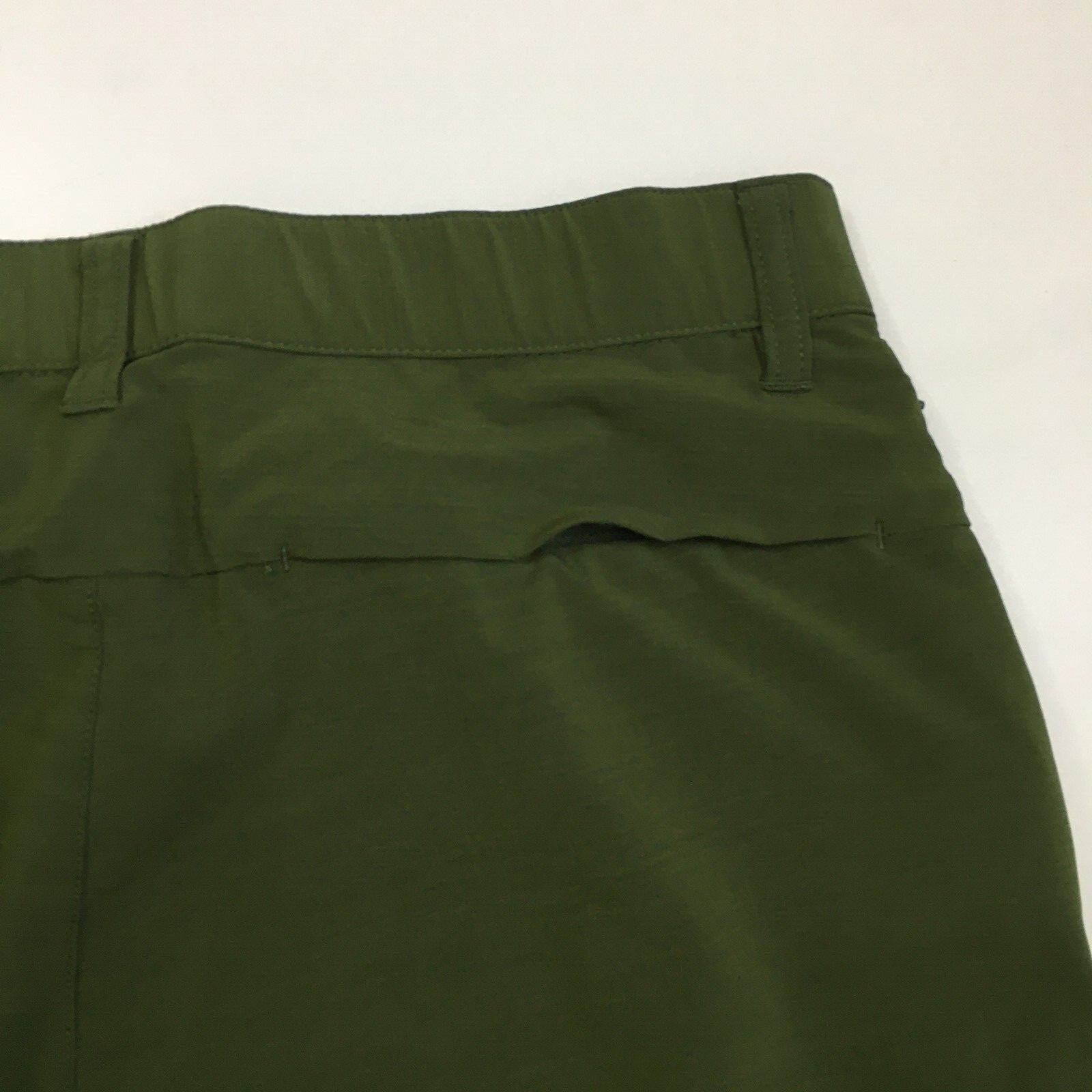 FABLETICS Green Zip Pockets Drawstring Tapered Le… - image 13