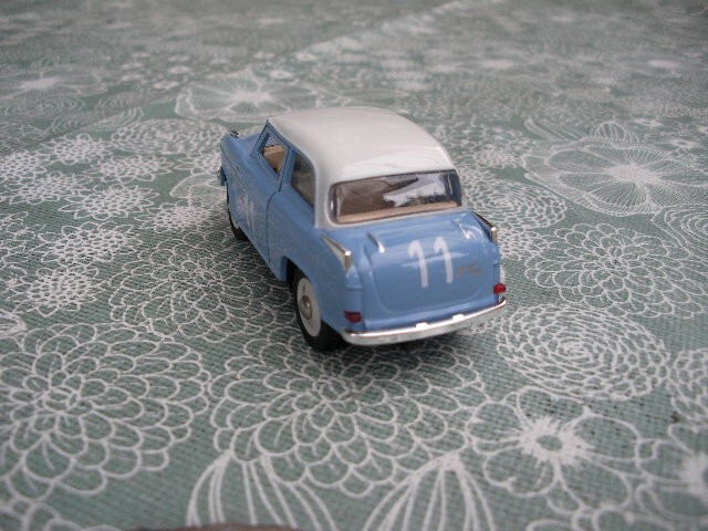 Picture 4 of 5