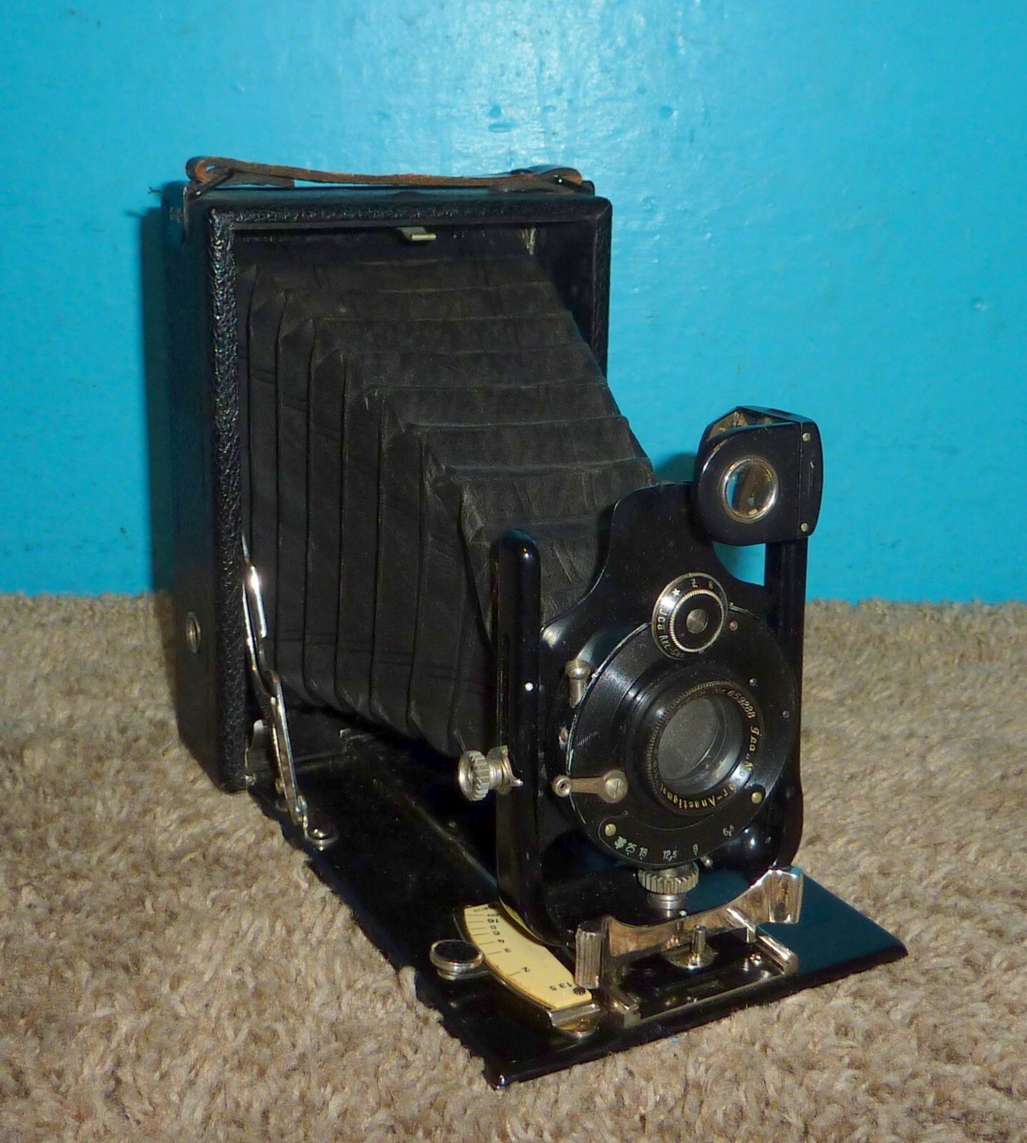 Picture 2 of 10