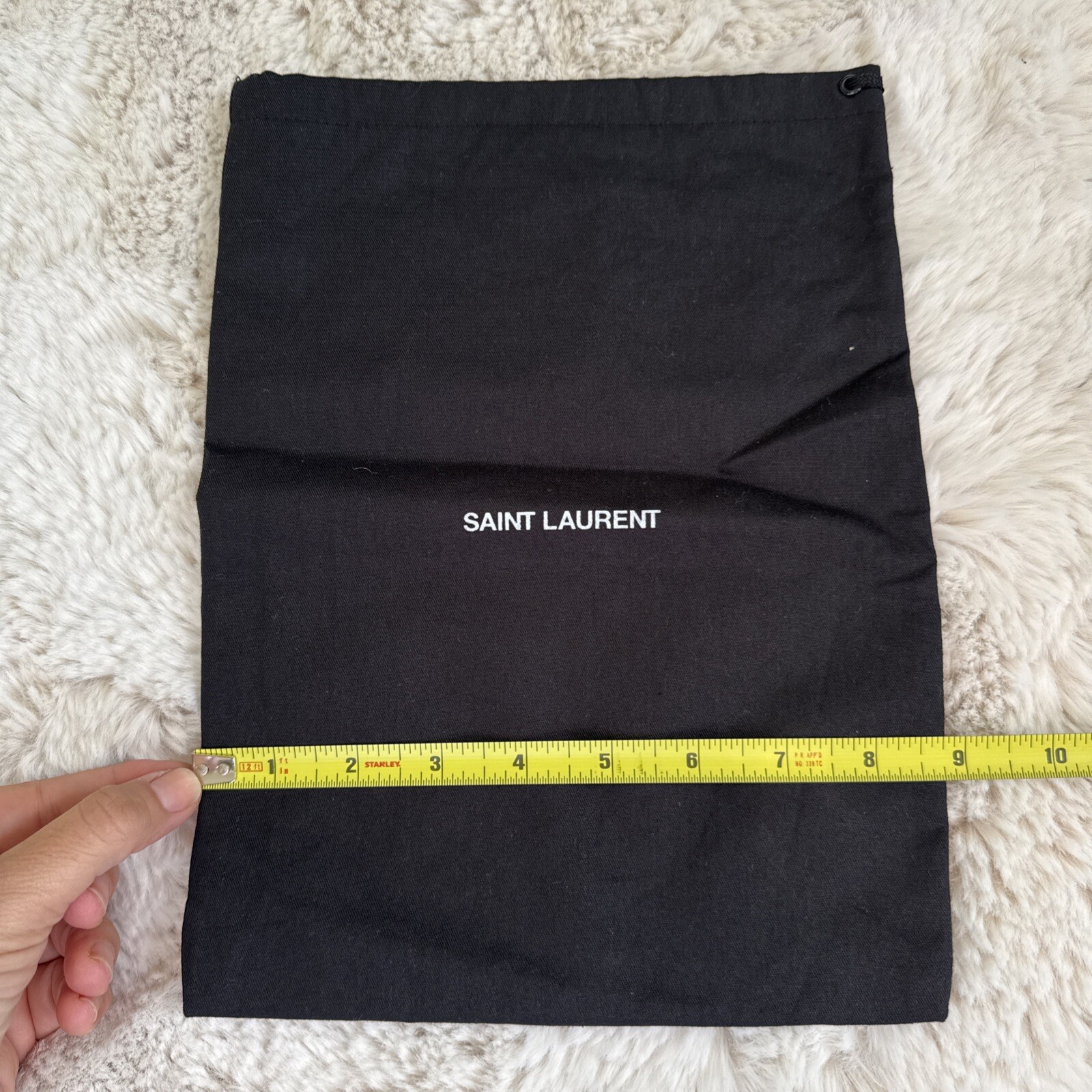 Sacchetto antipolvere con coulisse piccolo logo Saint Laurent nero 11 1 2” x 8 1 2”