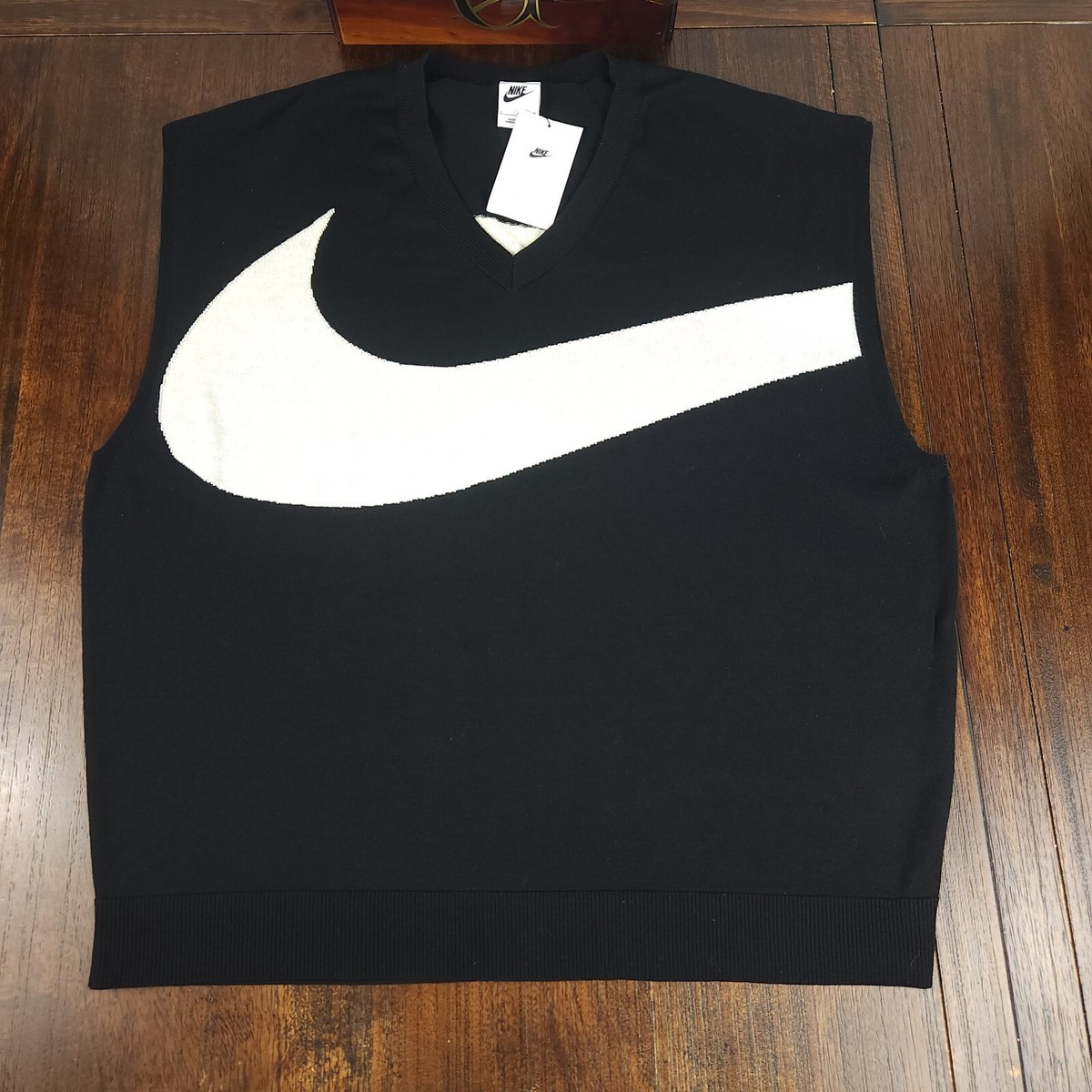 Nike Swoosh Golf Sweater Vest Men's Size Large Black/Cream FD2873