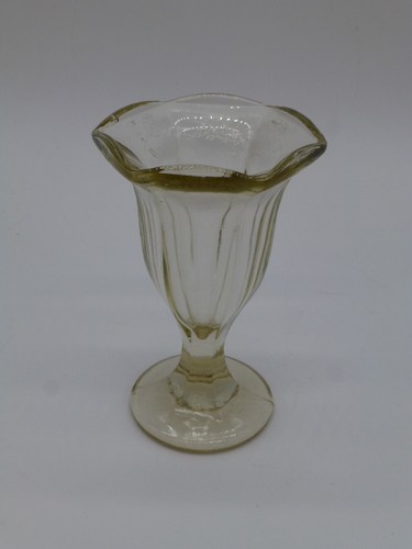Vintage Heavy Thick Glass Parfait Milkshake Tulip Cup EUC - Picture 1 of 7