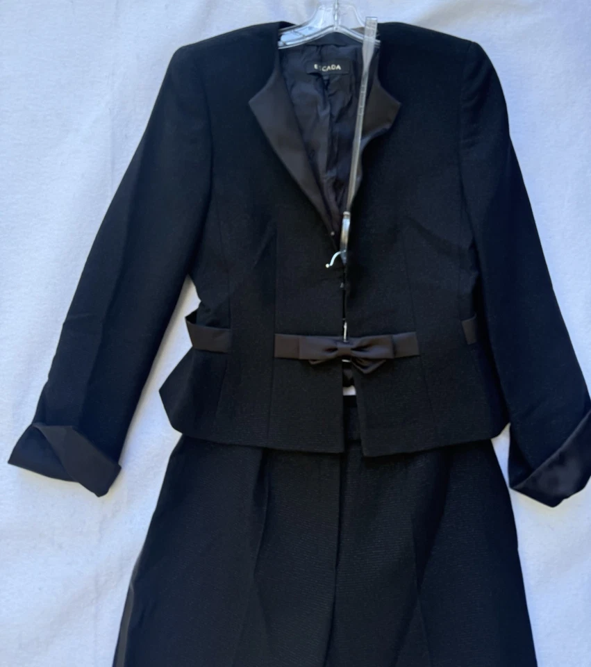 Blazer y pantalón traje ESCADA negro brillante con lazo de esmoquin talla 38 (M) cóctel femenino Foto 3 de 4
