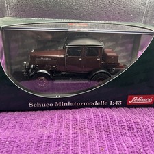 1:43 - Schuco - Hanomag ST 100 Zugmaschine Brown New In Box
