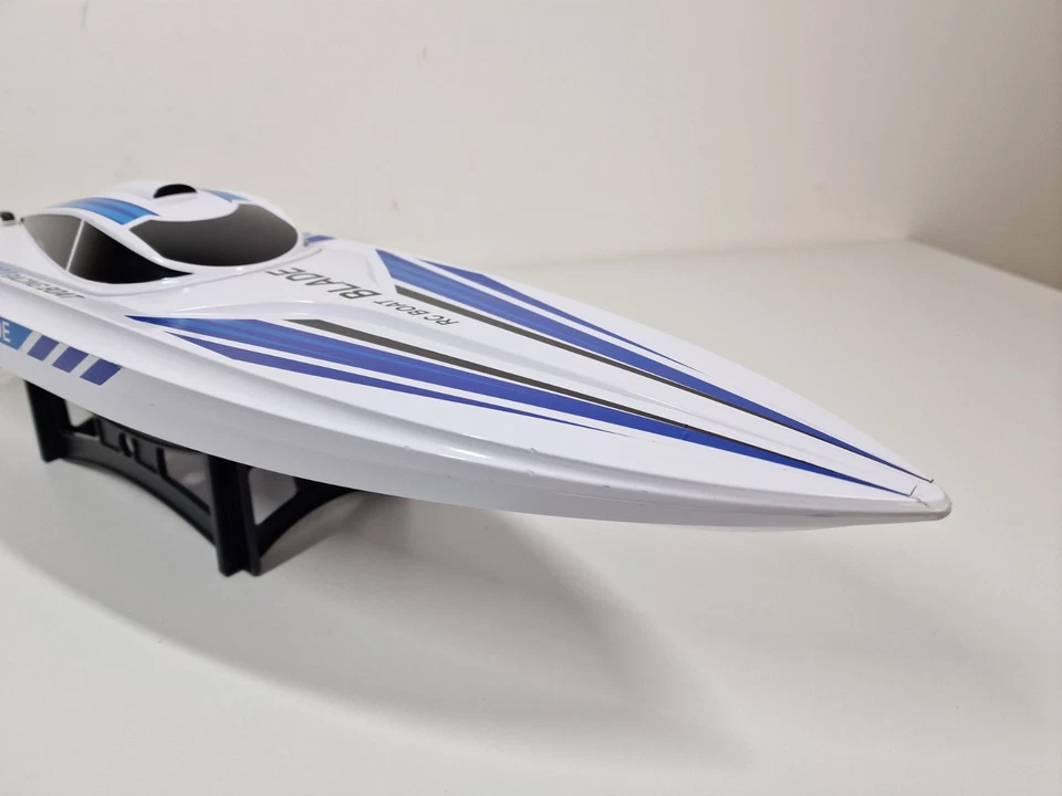 Amewi 26071 Rc Speedboot Blade Mono 2,4 GHz bis 40km/h Rc Boot Weiß / Blau - Bild 4 von 4