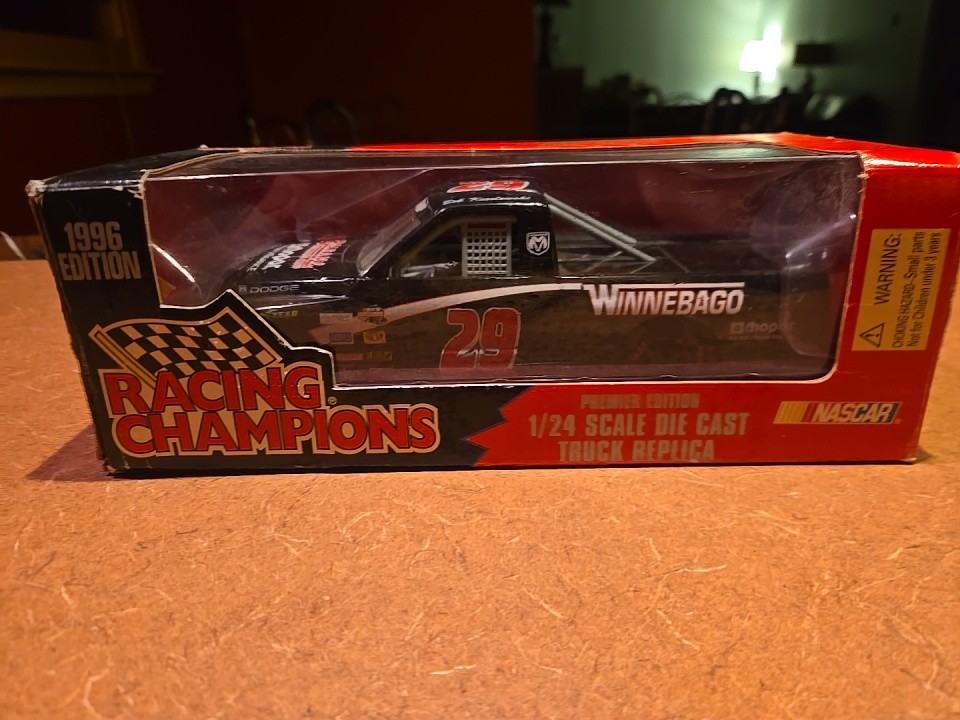 1996 Racing Champions #29 Winnebago 1/24 Scale Dodge Ram Truck NIB