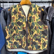 Vintage 70s Duck Camo Vest Mens Large Sherpa Lined Hunting Frogskin Made in USA