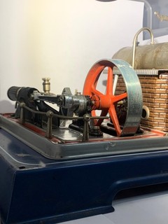Wilesco Stationäre Dampfmaschine (ohne Schornstein & Luftventil Handrad)