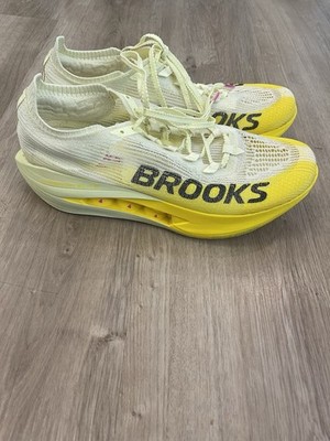 Brooks Hyperion Elite Low Top Athletic Sneaker Lace Up Yellow/White Men s