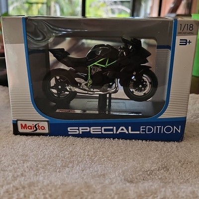 Maisto Special Edition Kawasaki Ninja H2R 1:18 Diecast Motorcycle Black/Green