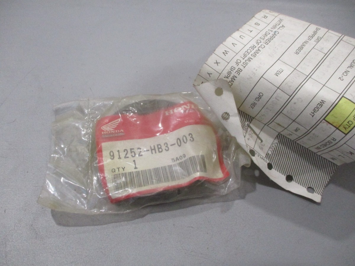 NOS Honda OEM Dust Seal B 44X62 86-88 TRX200SX 88-00 TRX300 91252