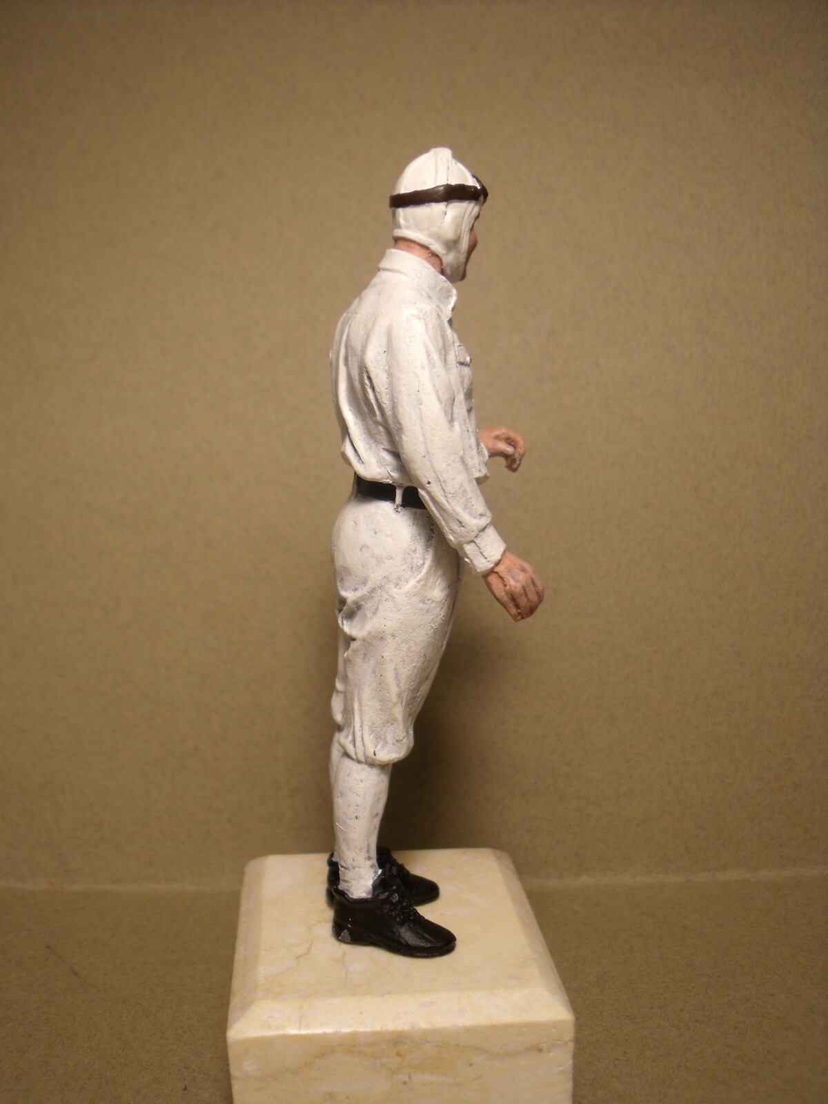 Figurine 1/18 Achille Varzi Vroom non peinte pour animer vos miniatures statiques - 3
