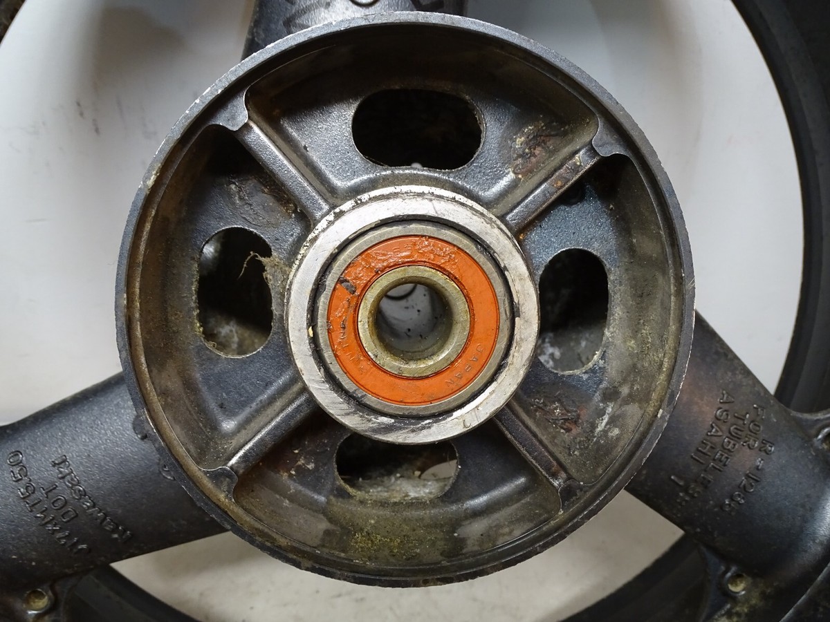 りむ 1990 Kawasaki Ninja ZX7 ZX750 Rear Wheel Rim | eBay