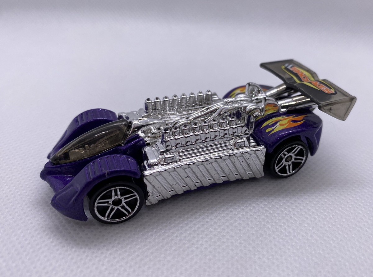 Hot Wheels Track Aces Krazy 8s Diecast 2000 Toy Car | eBay