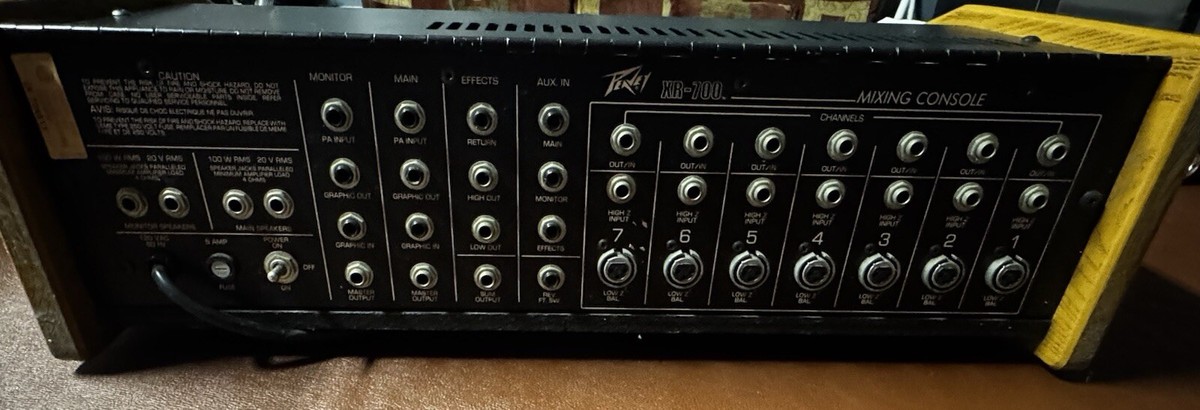 Peavey Xr 700 Dual powered mixer 7 Channels Used in A church never