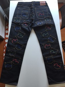 jeans with lots of pockets