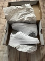 Nike Air Force 1 Unisex Size 10 UK White Trainers Sneakers Shoes