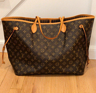 Louis Vuitton Neverfull GM, Barely Used Excellent Shape With Original Receipt
